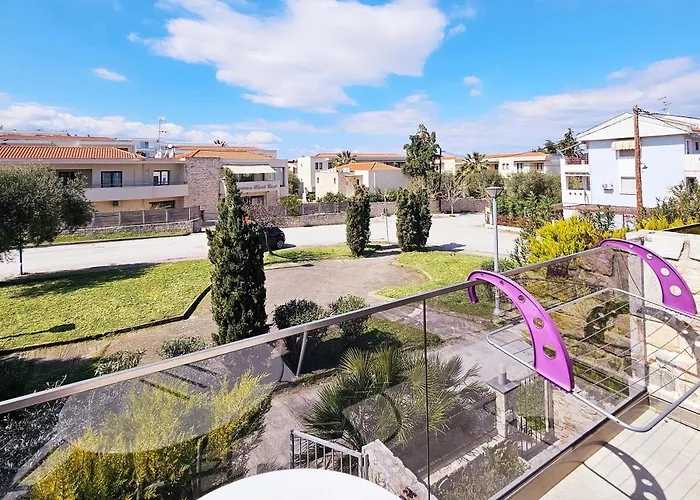 Maisonette By The Sea Apartment