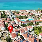 Apartman уютные двухуровневые в 250 м от моря *