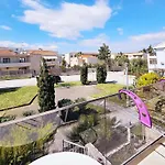 уютные двухуровневые в 250 м от моря Apartman