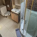 уютные двухуровневые в 250 м от моря Apartman