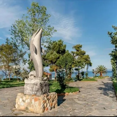 Maisonette By The Sea *