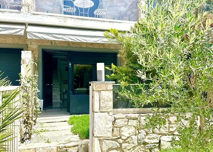 Apartamento Maisonette By The Sea *